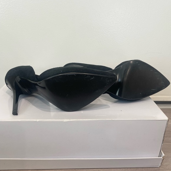 Steve Madden Black Suede Stiletto Heel - Picture 5 of 7